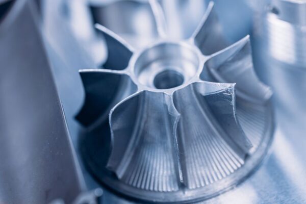 ニッケル超合金の溶体化