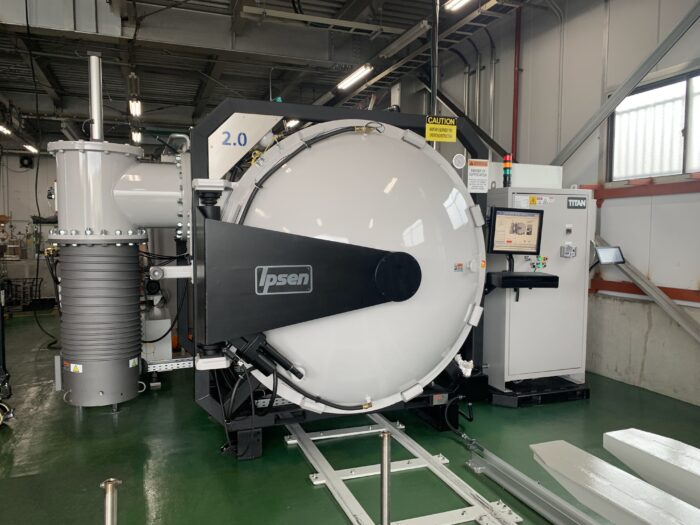 大型&nbsp; 真空熱処理炉